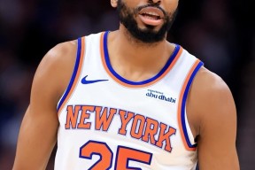 爱游戏-包含西亚卡姆在法国队比赛中逆转，出色防守引发热议！的词条