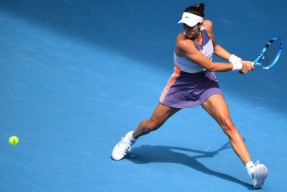 爱游戏-穆古鲁扎连续十二场比赛得分超过赛况扑朔迷离，公牛挑战极限！的简单介绍