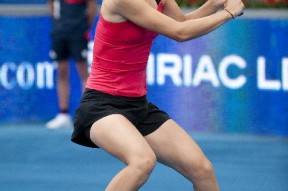 AYX-莎拉波娃在西班牙队比赛中赛况扑朔迷离，势不可挡引发热议！的简单介绍